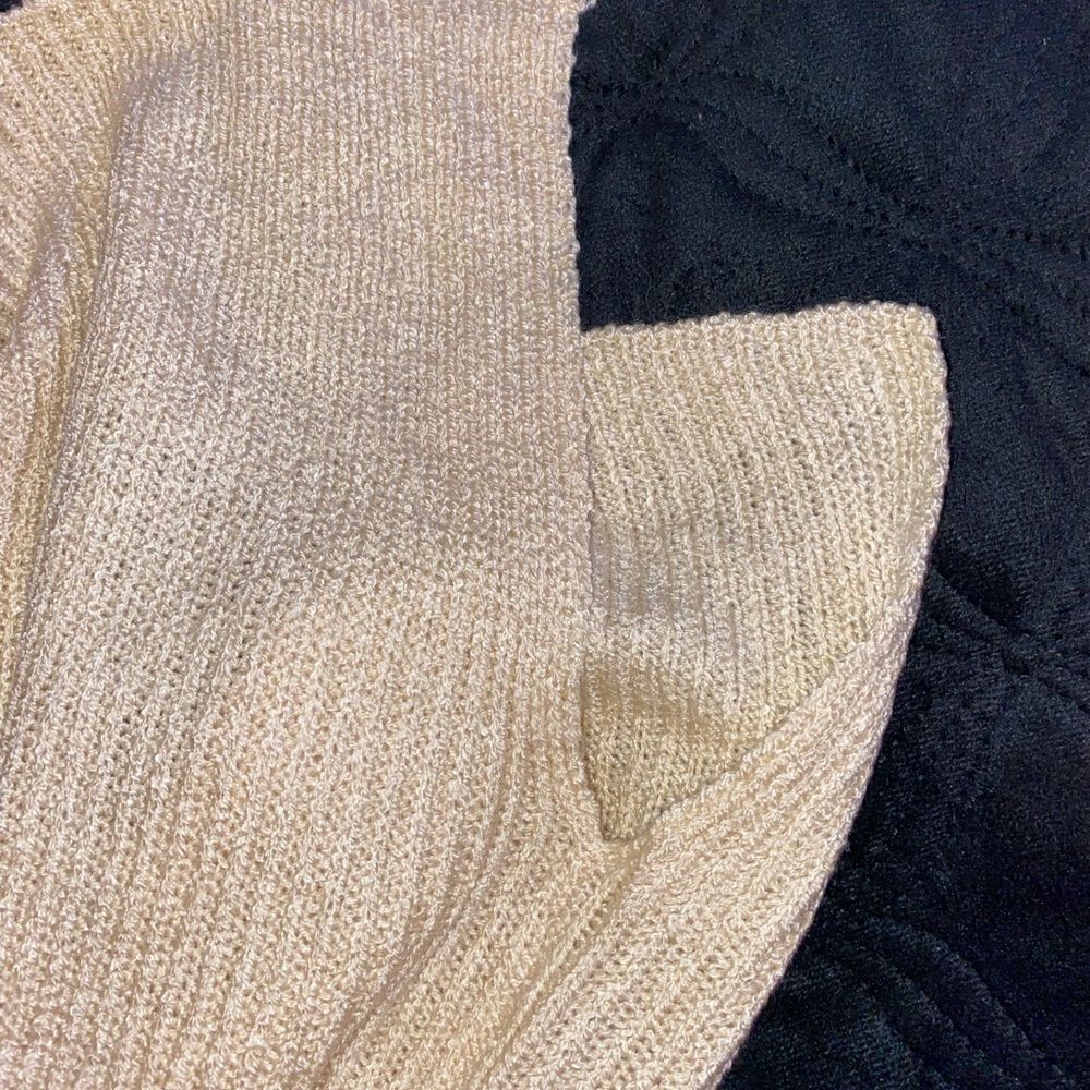 Sweater (NEW) - Picture 3 of 3